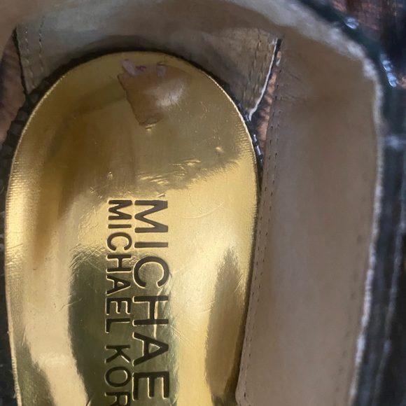 Michael Kors Beverly snakeskin heels - Picture 14 of 16